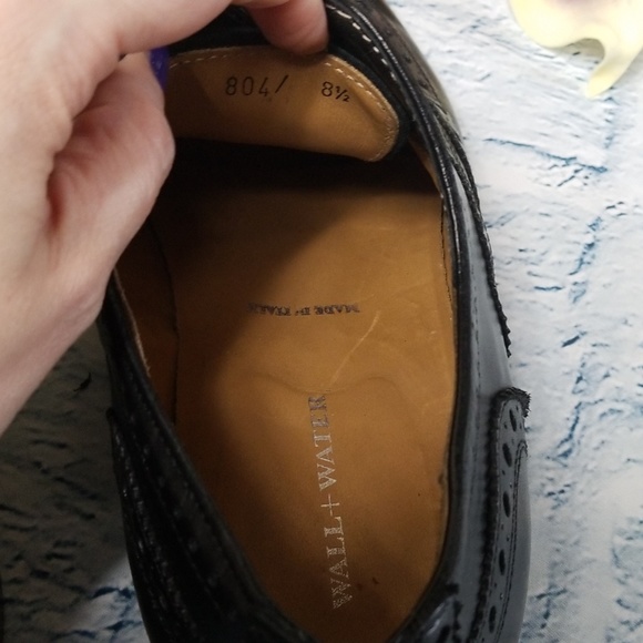 Men's Wall + Water Leather Lace up Wingtip Oxfords - Picture 8 of 8